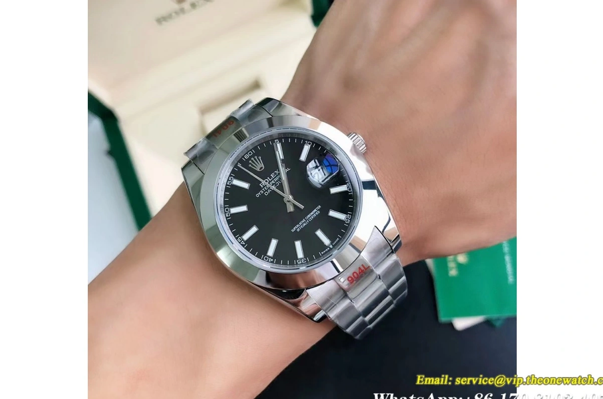 Datejust Oyster Black Stk GDF 41mm 126300 SS SS MY8215 0205